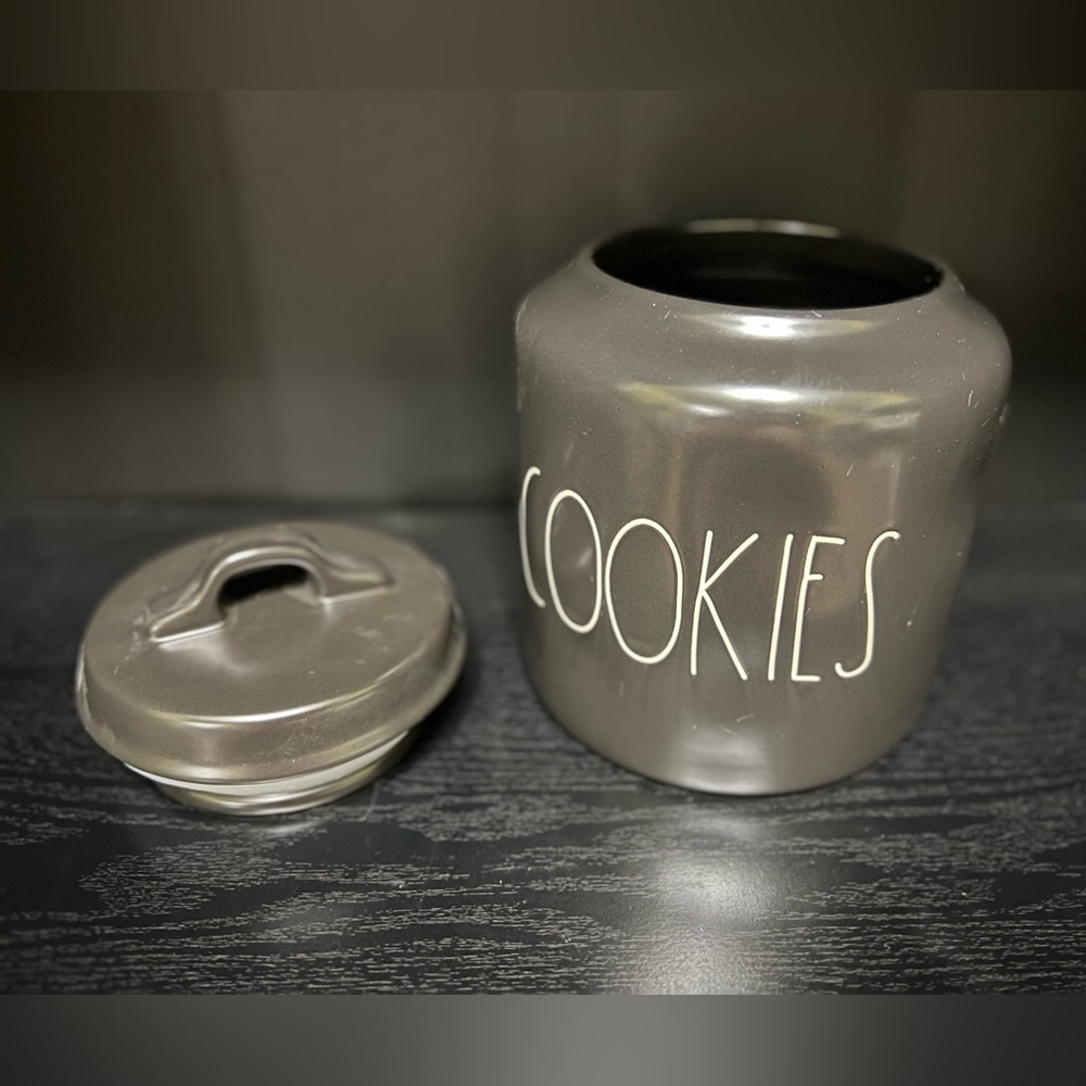 Rae Dunn cookie jar